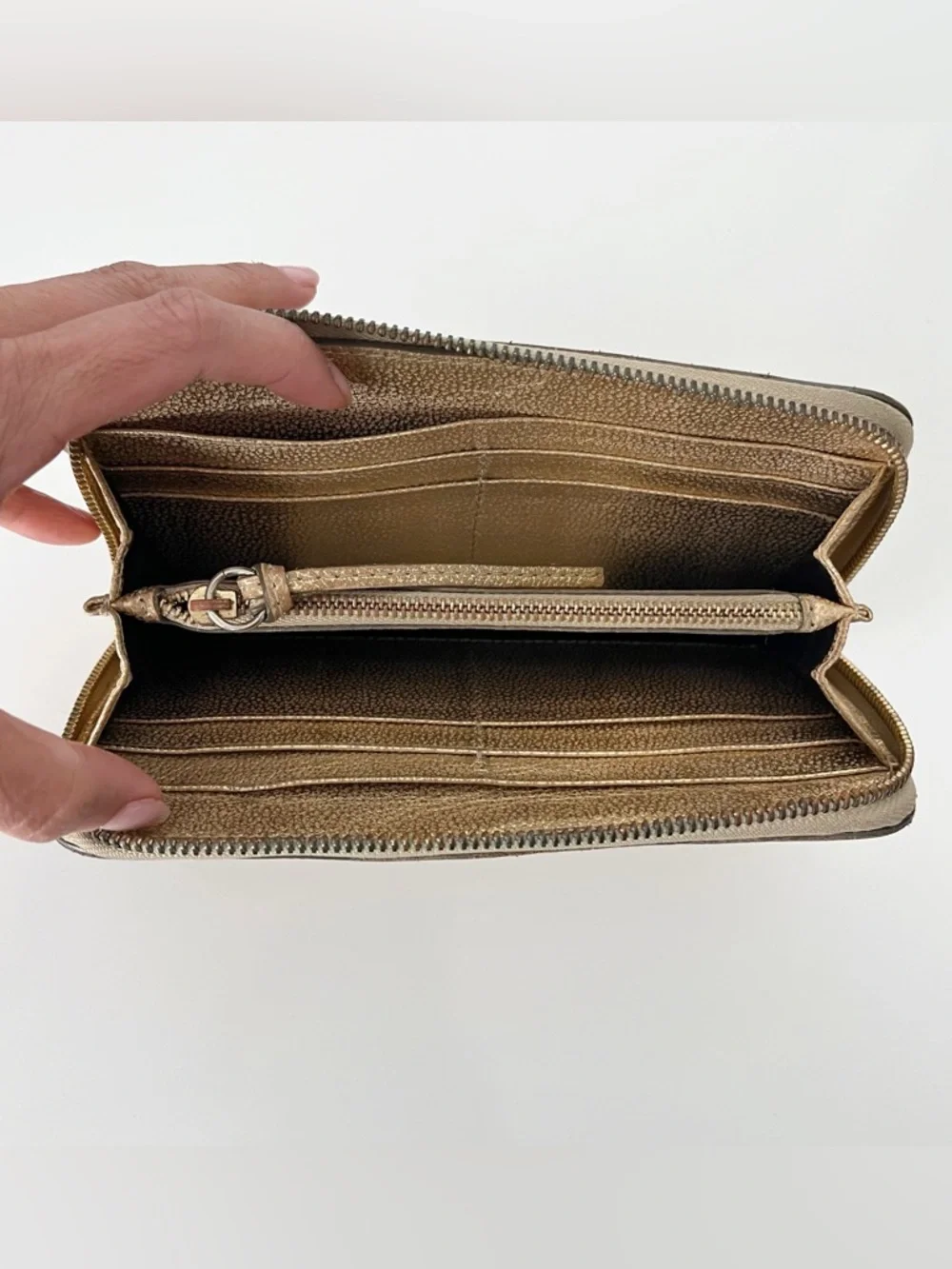 Vintage Chloé Zip Around Continental Wallet